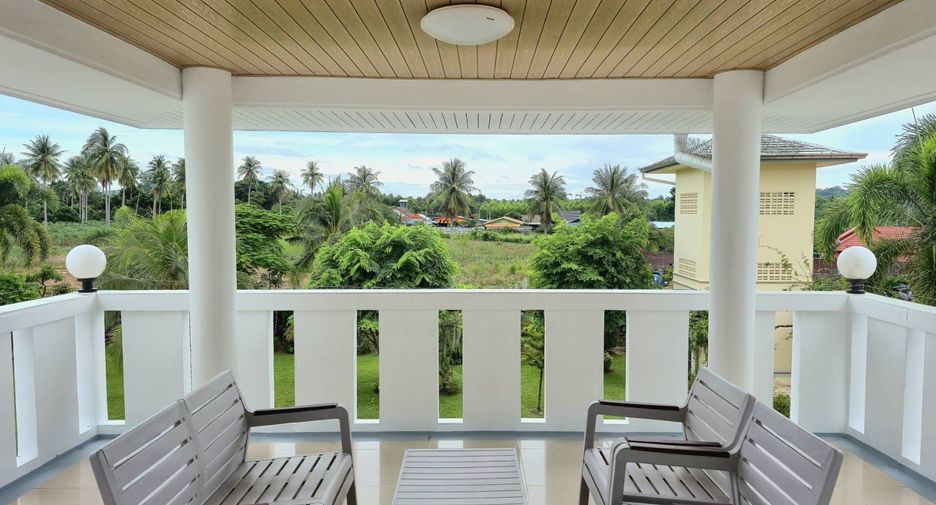 For sale and for rent 5 bedrooms villa in Bang Lamung, Chonburi