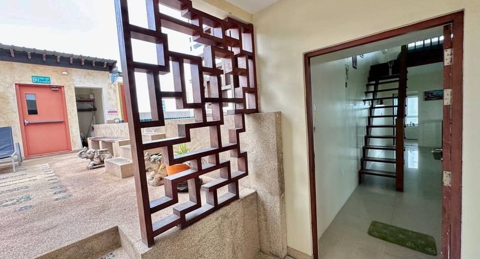 À vendre 3 chambres condo à Bang Lamung, Chonburi
