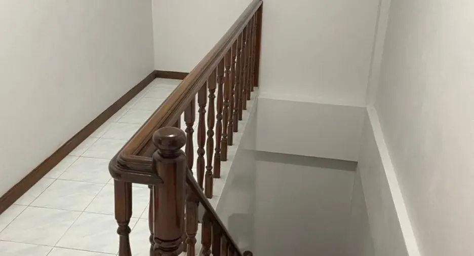 For rent 4 bedrooms townhouse in Hua Hin, Prachuap Khiri Khan