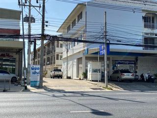 出租 4 卧室 联排别墅 在 华欣, 班武里府