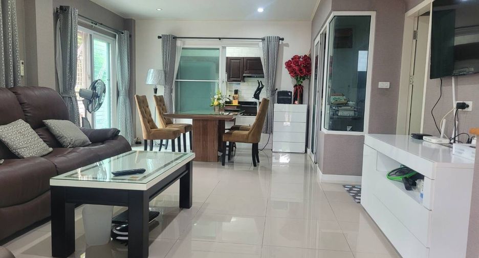 For rent 3 ベッドルーム house in Bang Lamung, Chonburi