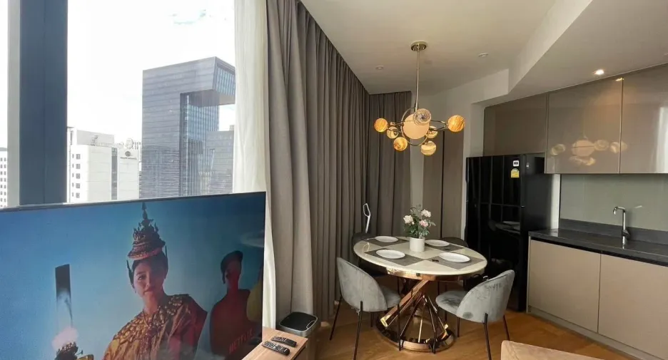 For sale 2 bedrooms condo in Huai Khwang, Bangkok