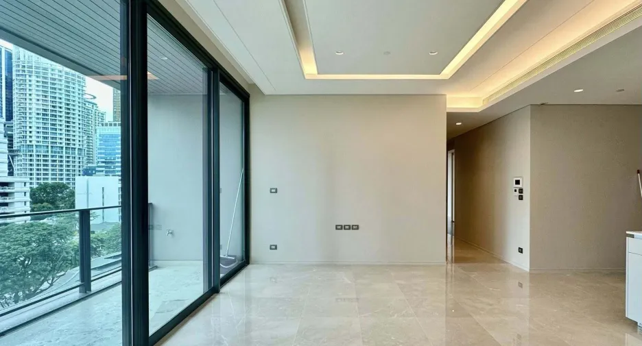 For sale 2 bedrooms condo in Pathum Wan, Bangkok