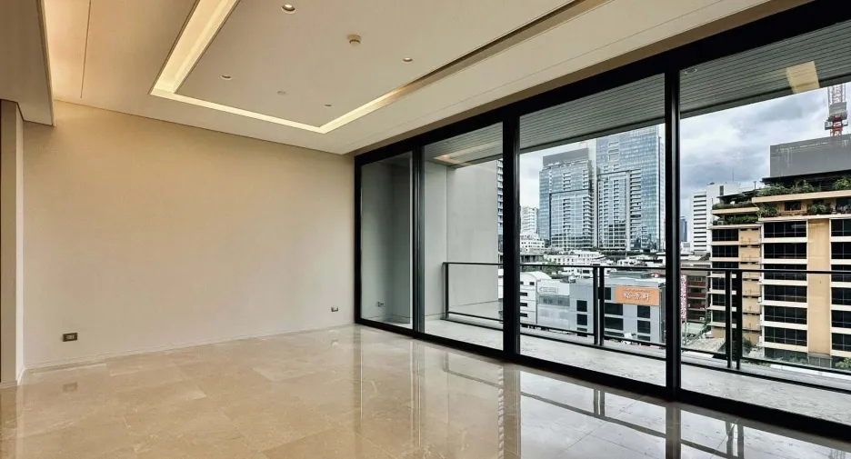 For sale 2 bedrooms condo in Pathum Wan, Bangkok