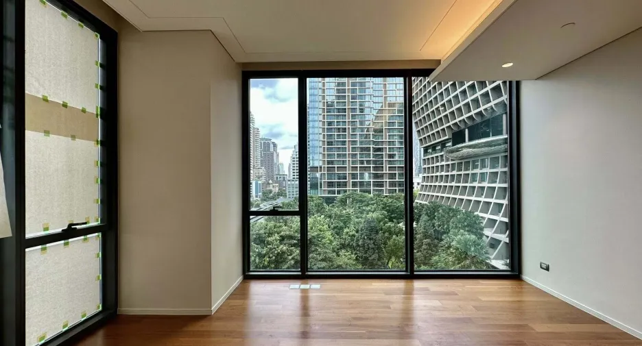 For sale 2 bedrooms condo in Pathum Wan, Bangkok