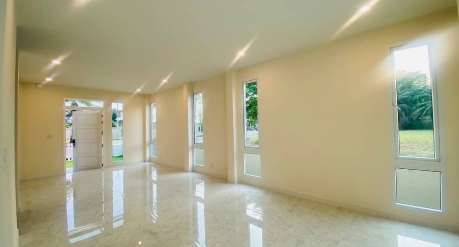 Haus zum Kauf mit 5 Zimmer in Hang Dong, Chiang Mai
