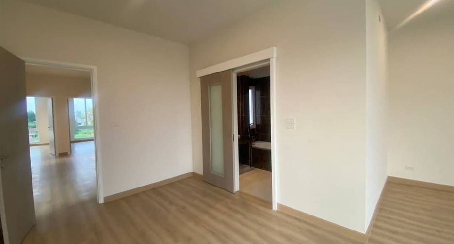 Haus zum Kauf mit 5 Zimmer in Hang Dong, Chiang Mai