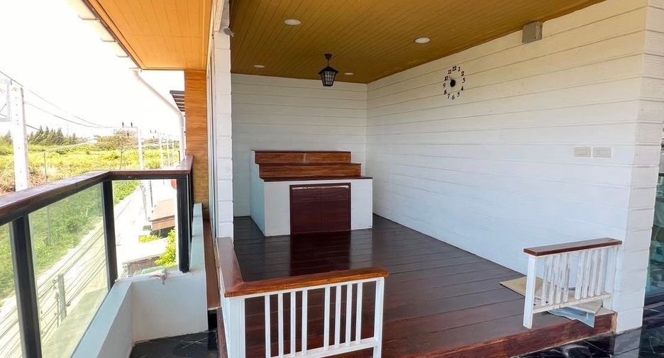 For sale 3 bedrooms house in Cha Am, Phetchaburi