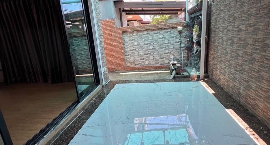 For sale 3 bedrooms house in Cha Am, Phetchaburi