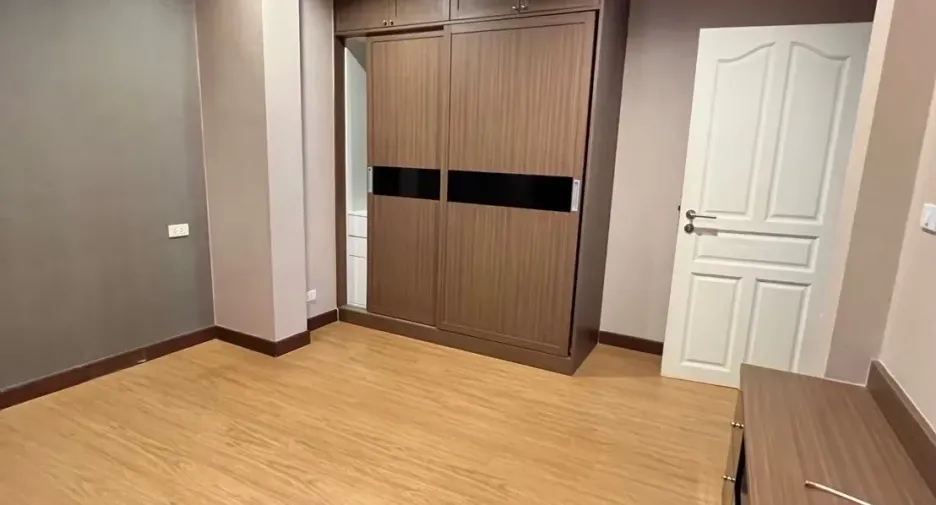 For sale 3 ベッドルーム house in Cha Am, Phetchaburi