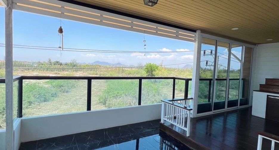 For sale 3 ベッドルーム house in Cha Am, Phetchaburi