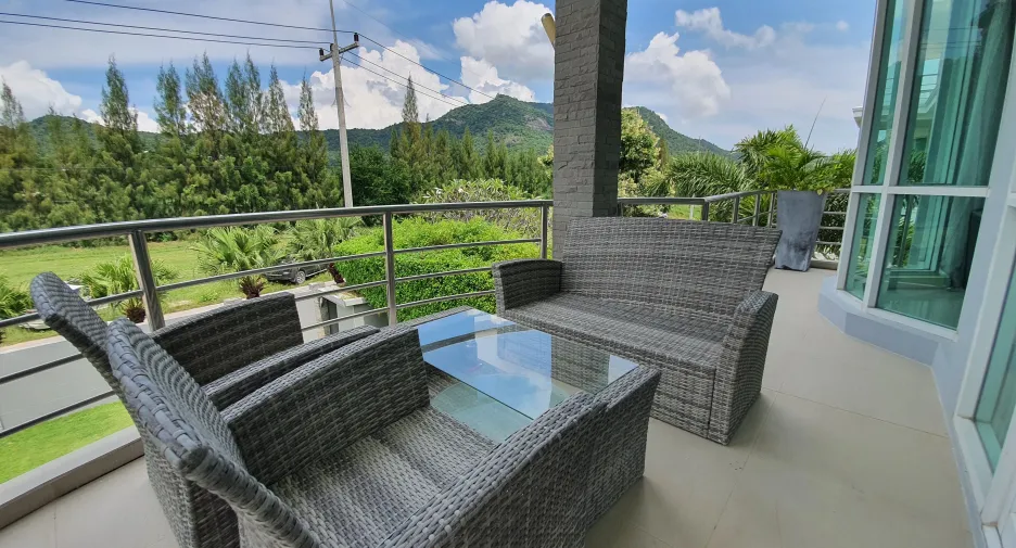 For sale and for rent 4 bedrooms villa in Hua Hin, Prachuap Khiri Khan