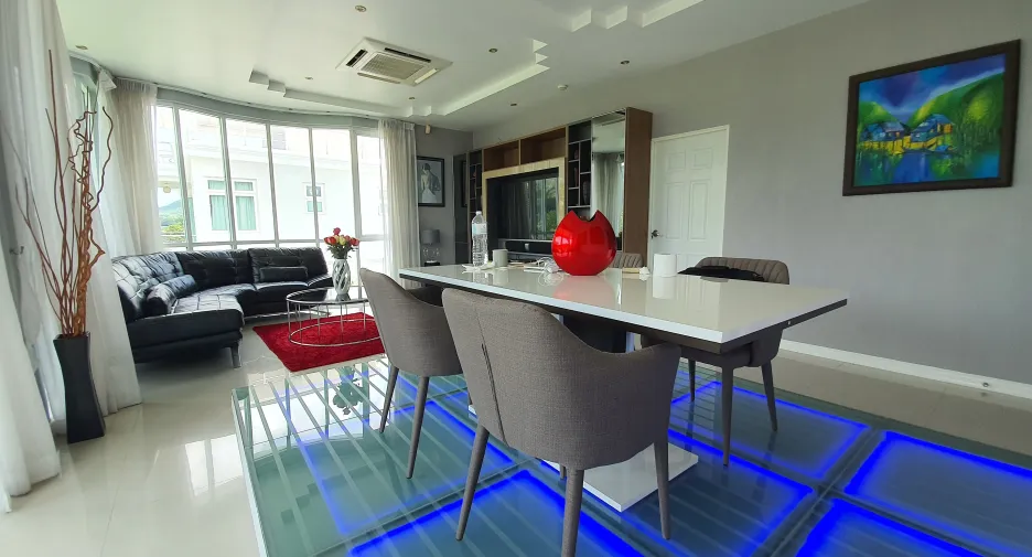 For sale and for rent 4 bedrooms villa in Hua Hin, Prachuap Khiri Khan