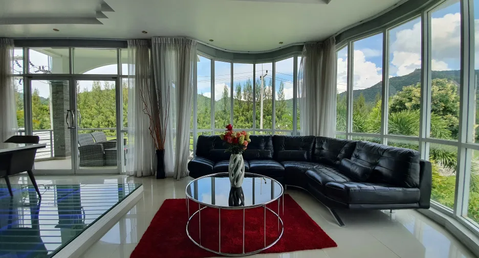For sale and for rent 4 bedrooms villa in Hua Hin, Prachuap Khiri Khan