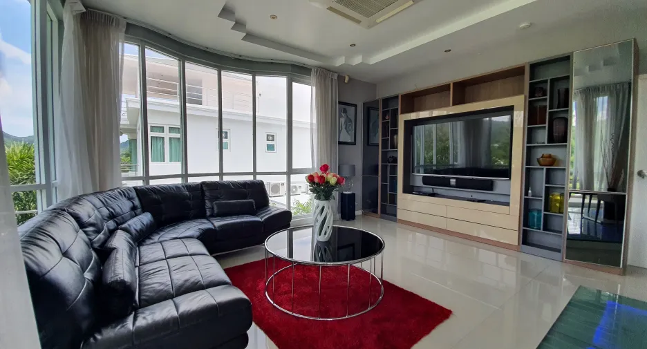 For sale and for rent 4 bedrooms villa in Hua Hin, Prachuap Khiri Khan
