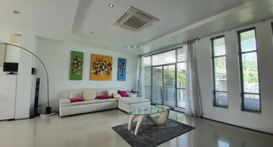 For sale and for rent 4 bedrooms villa in Hua Hin, Prachuap Khiri Khan