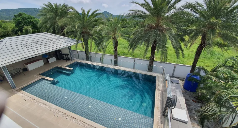 For sale and for rent 4 bedrooms villa in Hua Hin, Prachuap Khiri Khan