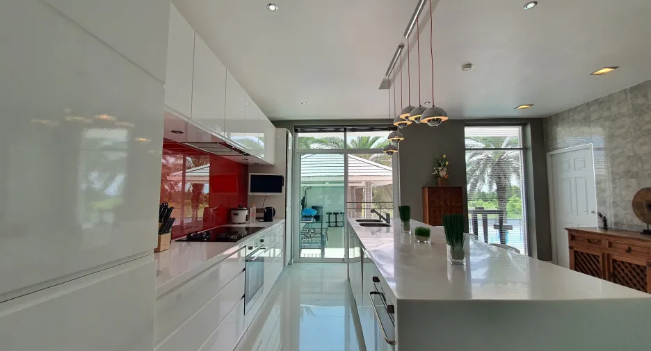 For sale and for rent 4 bedrooms villa in Hua Hin, Prachuap Khiri Khan