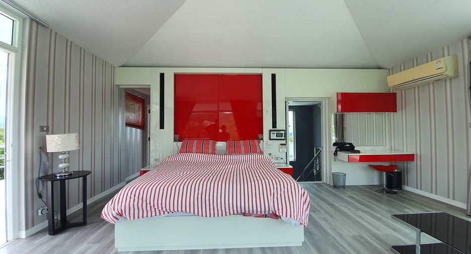 For sale and for rent 4 bedrooms villa in Hua Hin, Prachuap Khiri Khan