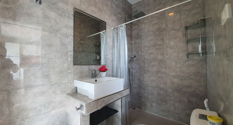 For sale and for rent 4 bedrooms villa in Hua Hin, Prachuap Khiri Khan