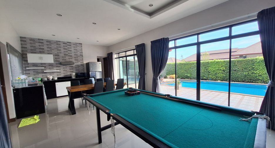 For rent 4 bedrooms villa in Hua Hin, Prachuap Khiri Khan