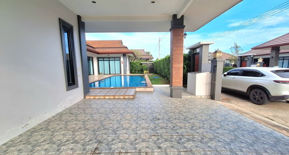 For rent 4 bedrooms villa in Hua Hin, Prachuap Khiri Khan