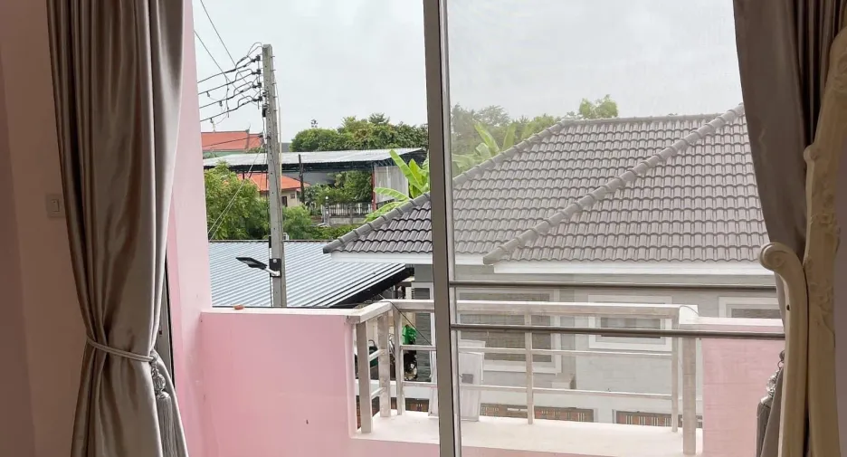 For rent 4 bedrooms house in San Sai, Chiang Mai