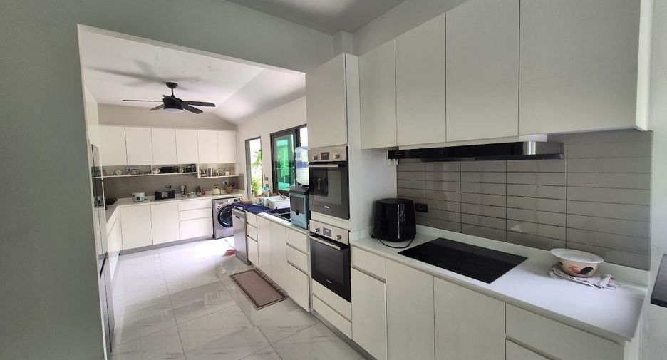 Haus zum Kauf mit 4 Zimmer in Hua Hin, Prachuap Khiri Khan