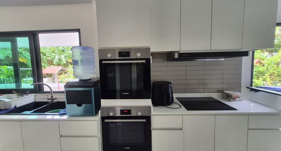 Haus zum Kauf mit 4 Zimmer in Hua Hin, Prachuap Khiri Khan