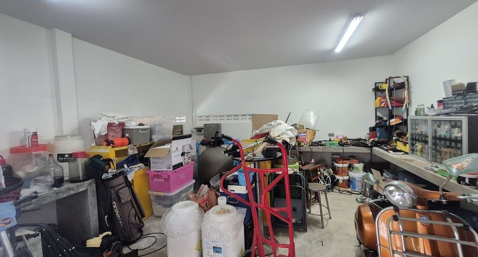 Haus zum Kauf mit 4 Zimmer in Hua Hin, Prachuap Khiri Khan