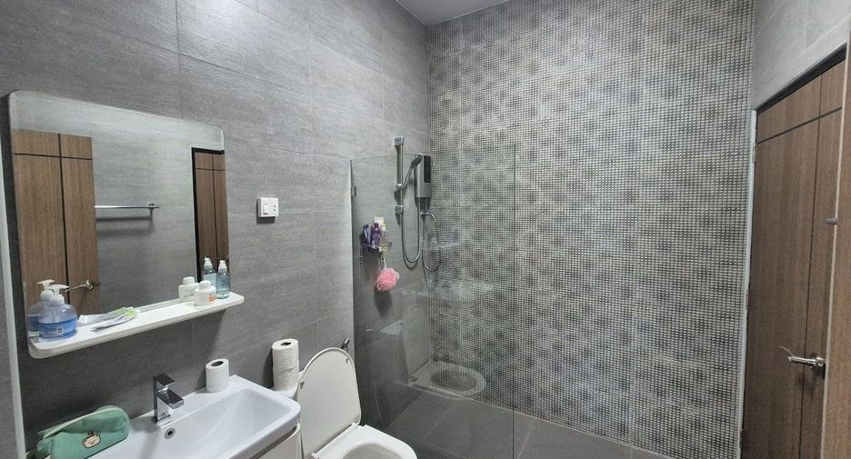 Haus zum Kauf mit 4 Zimmer in Hua Hin, Prachuap Khiri Khan