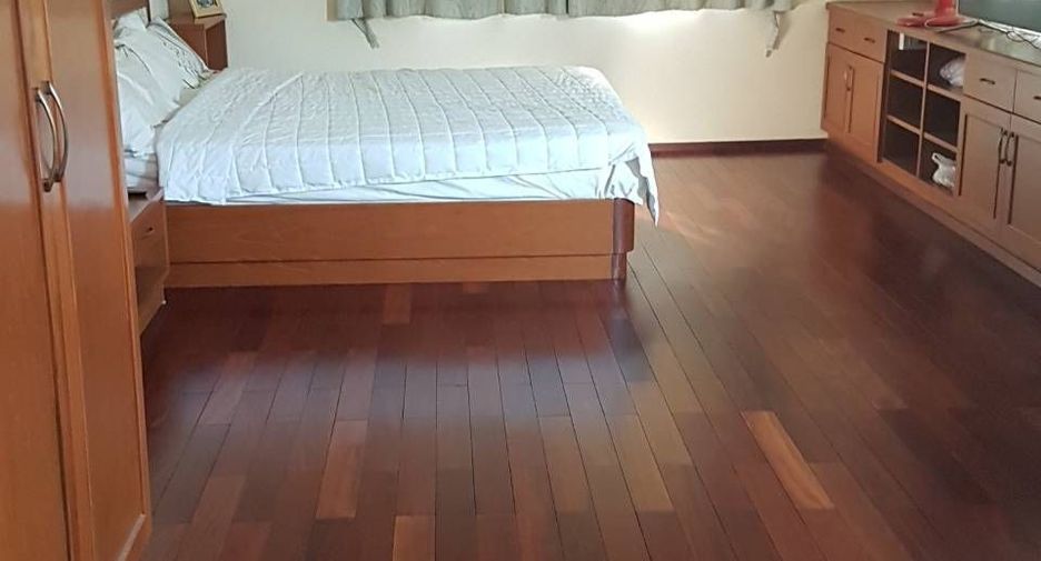 Casa en venta y en alquiler de 2 habitaciones en Saraphi, Chiang Mai
