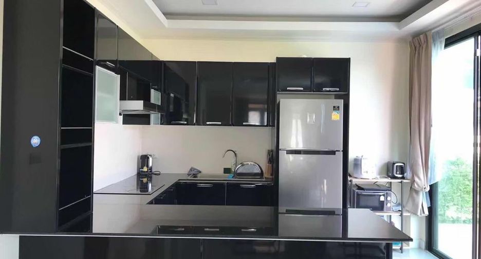 For rent 4 bedrooms villa in Bang Lamung, Chonburi