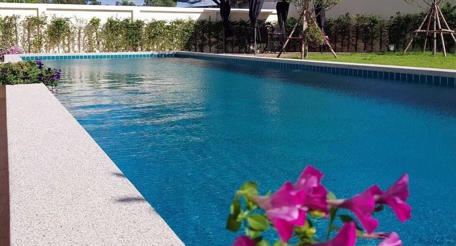 For rent 4 bedrooms villa in Bang Lamung, Chonburi