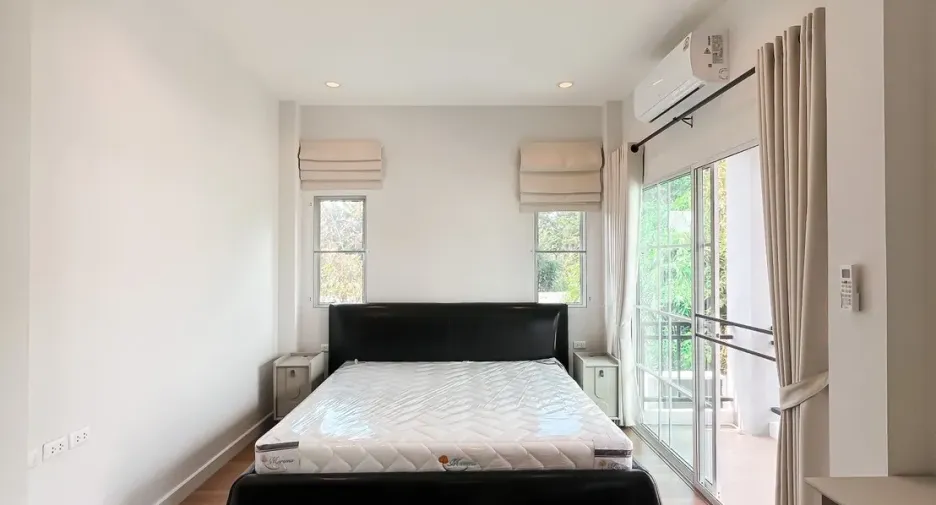 Haus zur Miete mit 3 Zimmer in San Kamphaeng, Chiang Mai