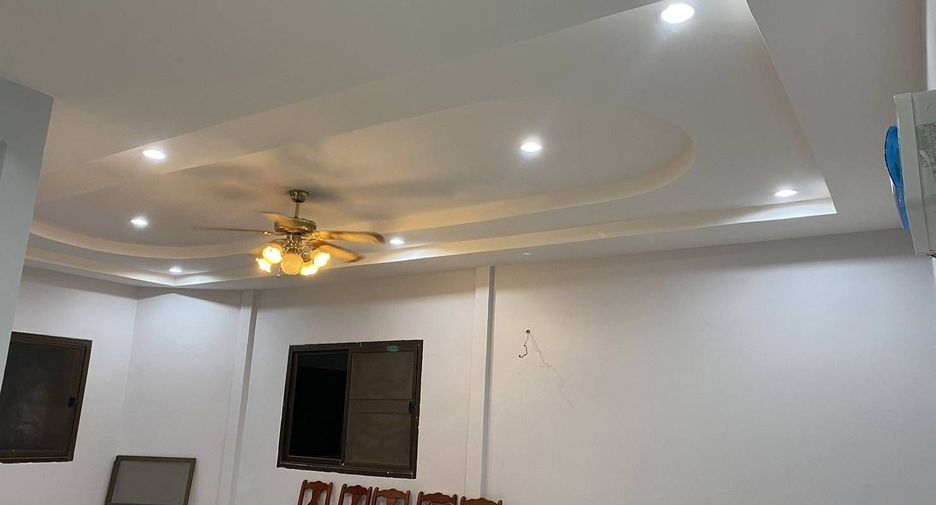 À vendre 3 chambres maison à Hua Hin, Prachuap Khiri Khan