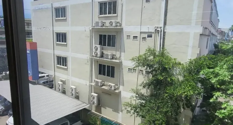 For sale and for rent 10 bedrooms retail Space in Bang Na, Bangkok