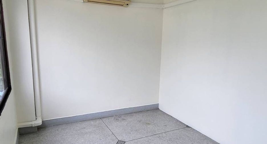 For sale and for rent 10 bedrooms retail Space in Bang Na, Bangkok