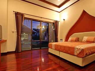 For sale 8 bedrooms hotel in Ko Samui, Surat Thani