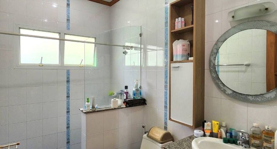 Продажа 3 спальни вилла в Банг Ламунг, Чонбури