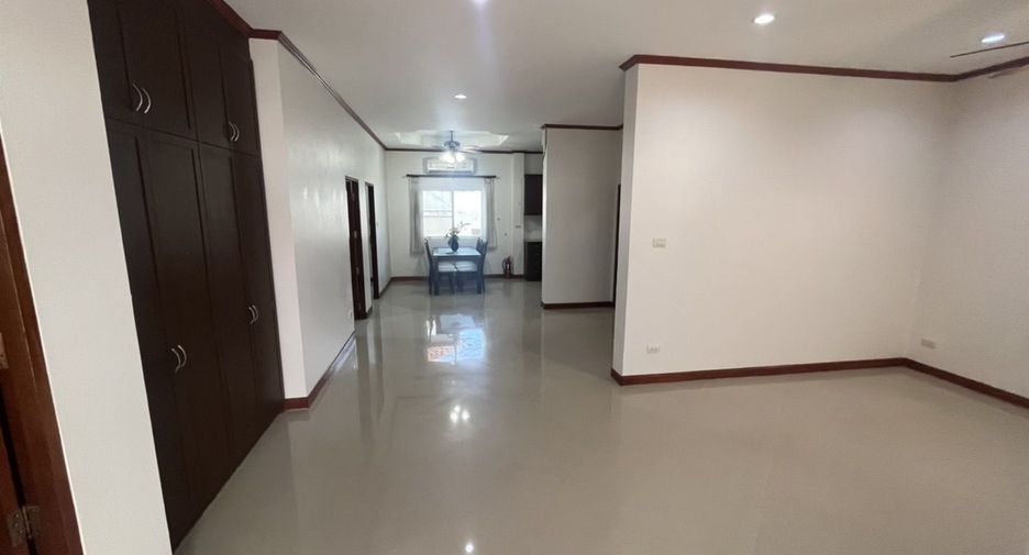 For rent 3 ベッドルーム house in Hua Hin, Prachuap Khiri Khan