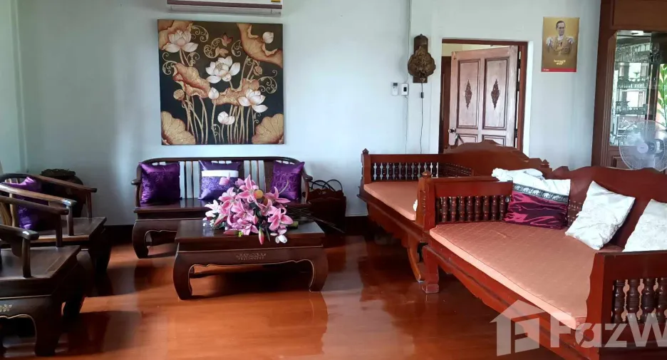 出租 5 卧室 别墅 在 Mueang Chiang Mai, Chiang Mai
