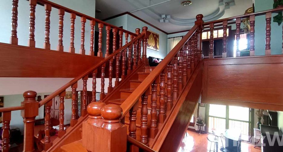 出租 5 卧室 别墅 在 Mueang Chiang Mai, Chiang Mai