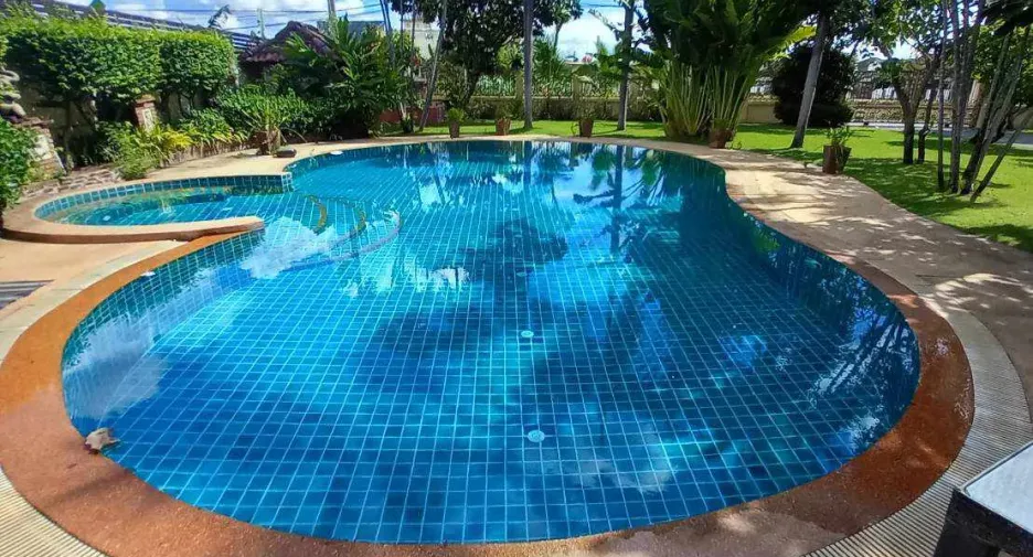 出租 5 卧室 别墅 在 Mueang Chiang Mai, Chiang Mai