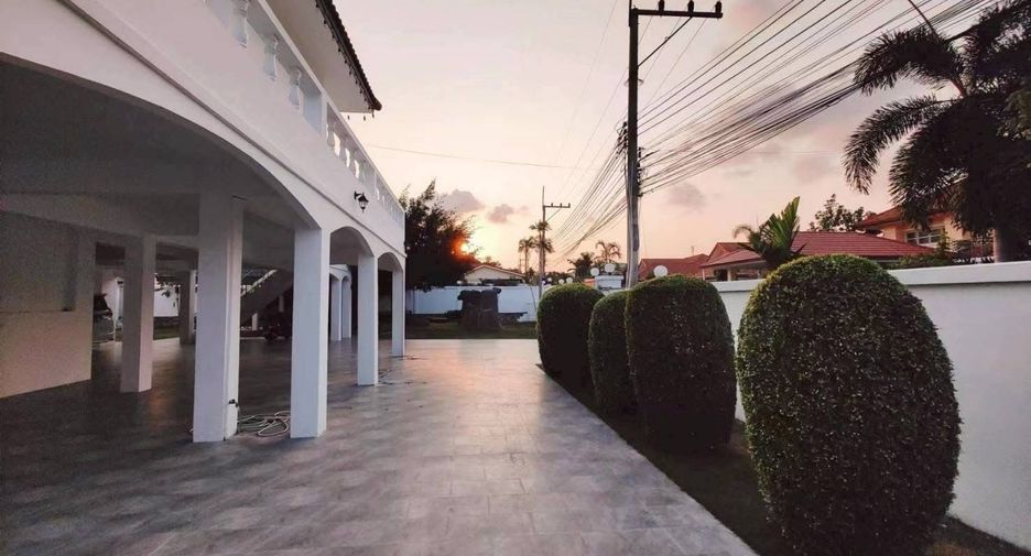 For sale 9 bedrooms house in Bang Lamung, Chonburi