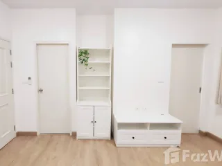 Wohnung zum Kauf mit 1 Zimmer in Khlong San, Bangkok