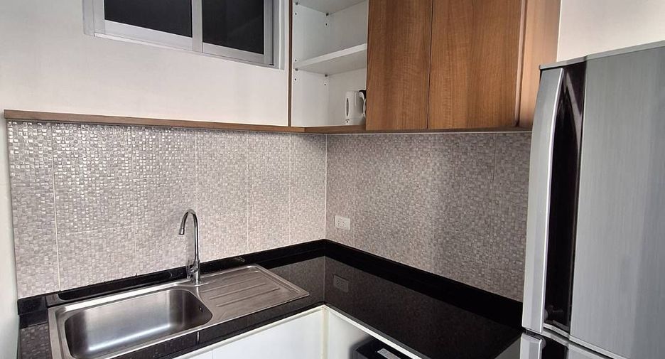 For sale 1 bed condo in Khlong San, Bangkok