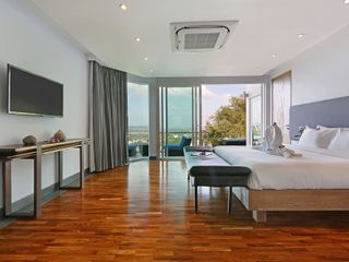 For sale 7 ベッドルーム villa in Thalang, Phuket
