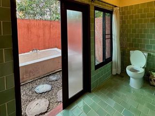 For sale 5 bedrooms villa in San Kamphaeng, Chiang Mai