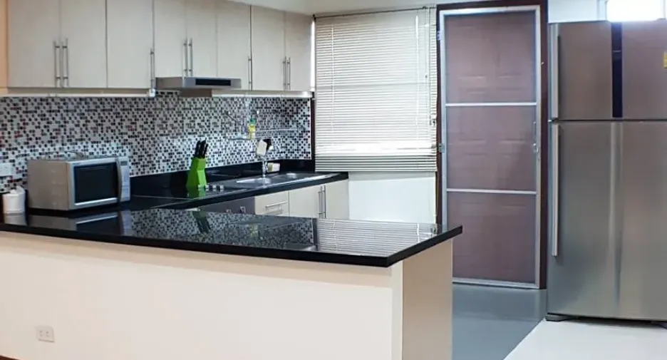 Wohnung zum Kauf und zur Miete mit 2 Zimmer in Si Racha, Chonburi